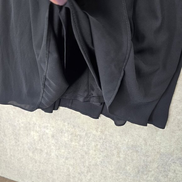 Black Halter Neck Pleated Dress With Bow Detail & Side Zipper - Picture 6 of 9